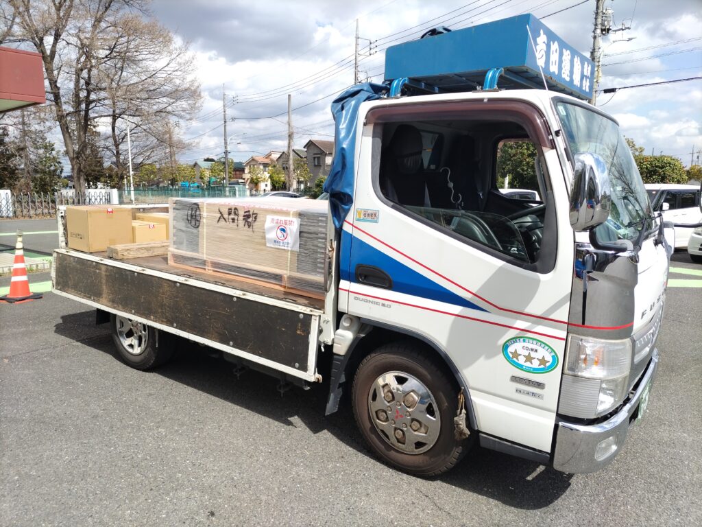 3t平ボディ積荷写真